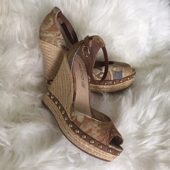 ALDO Tan Lila Wedges - Picture 3 of 12